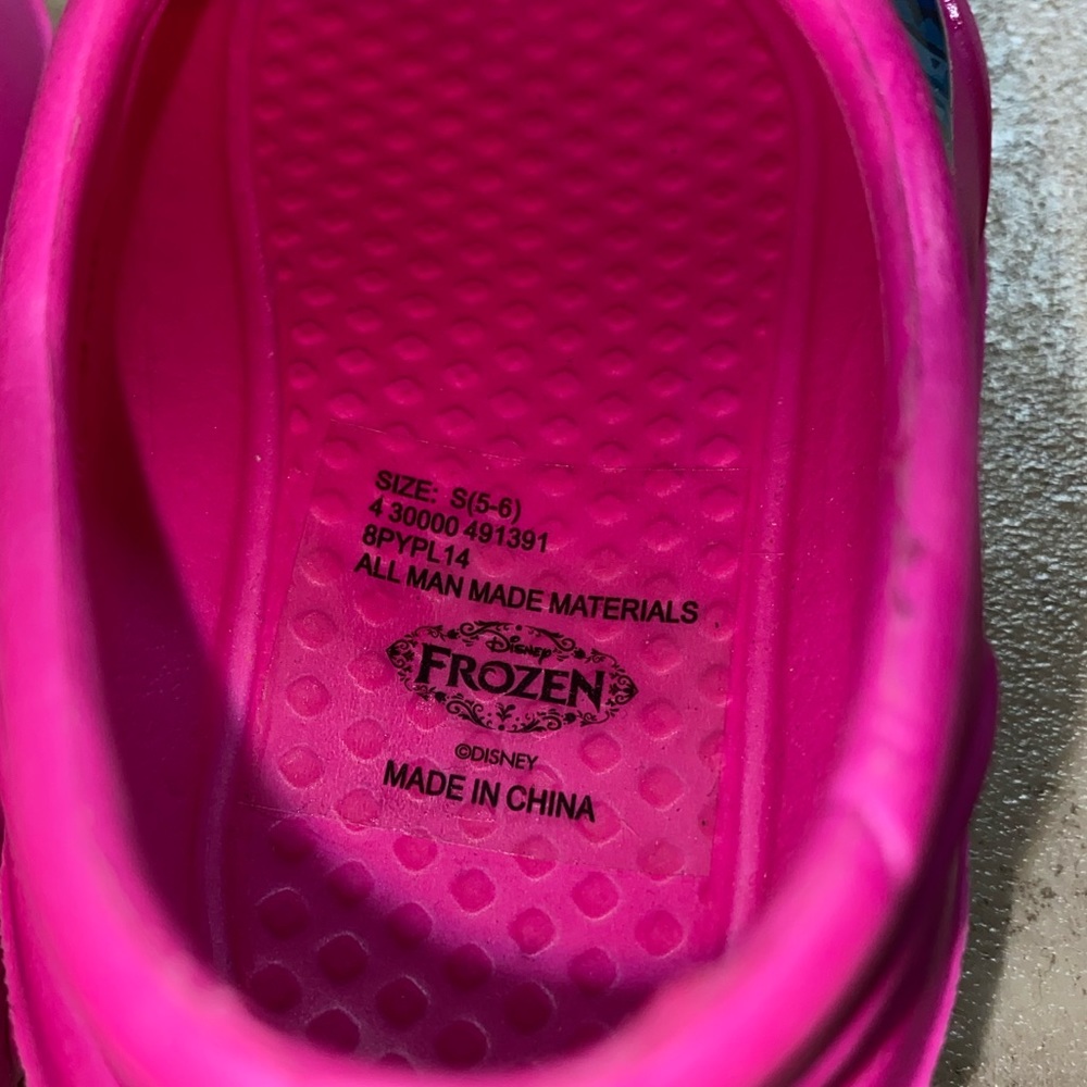 NEW  Disney Frozen Toddlers Croc Like Sandals Slides - Picture 8 of 9